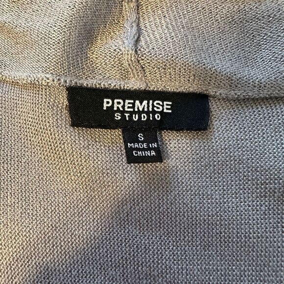 Premise Studios grey sweater shrug- size S - Picture 4 of 8